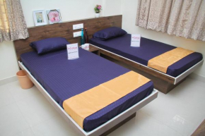 C Suites - Orange